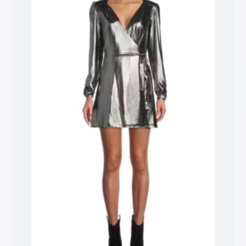 NWT Gianni Bini Silver Metallic Party Dress (XS)